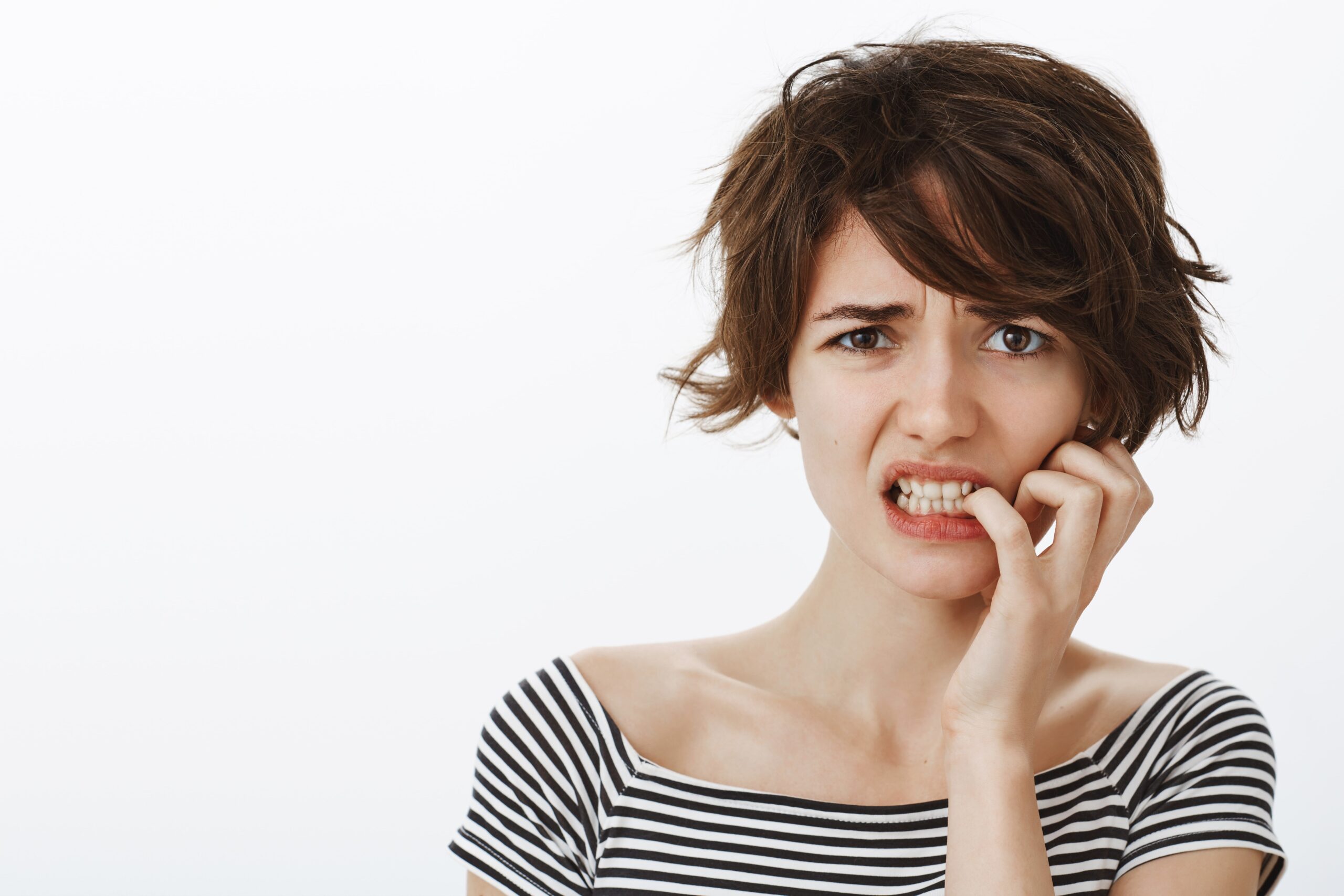 desgaste dental causas